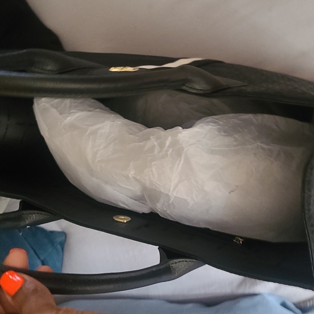 Hand Bag - Picture 6 of 6